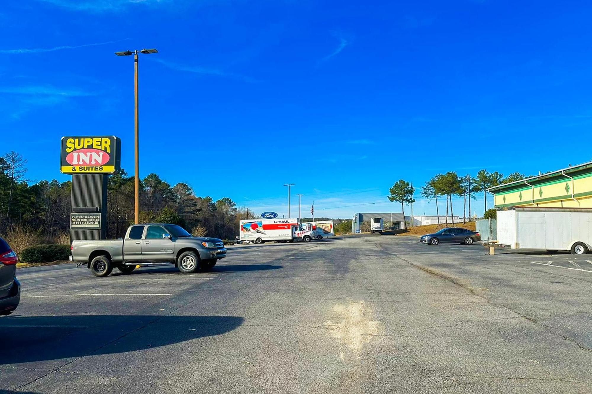 Super Inn & Suites By Oyo Milledgeville Buitenkant foto