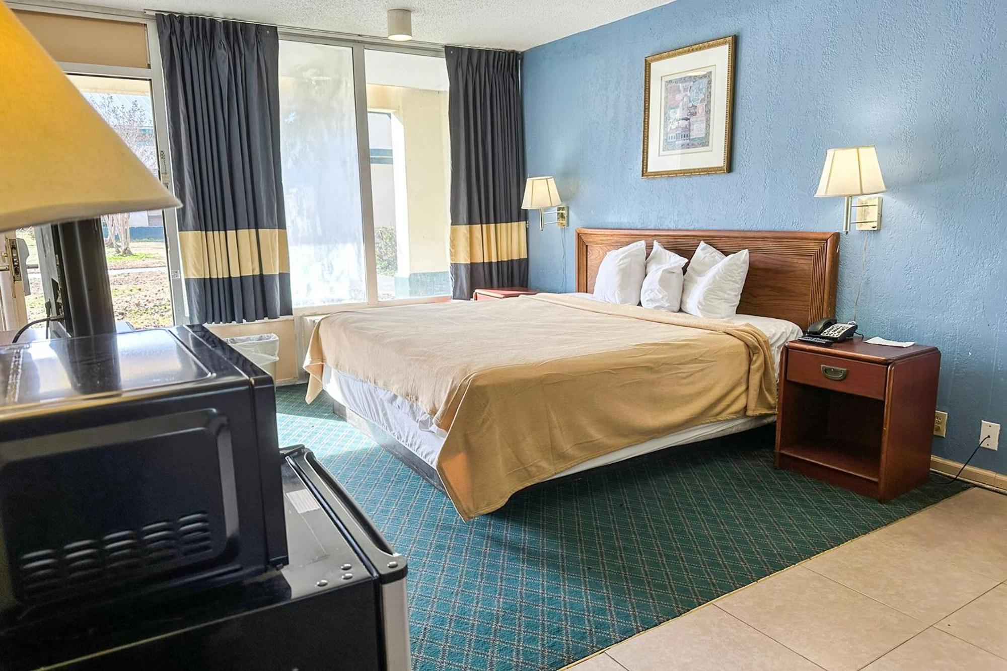 Super Inn & Suites By Oyo Milledgeville Buitenkant foto