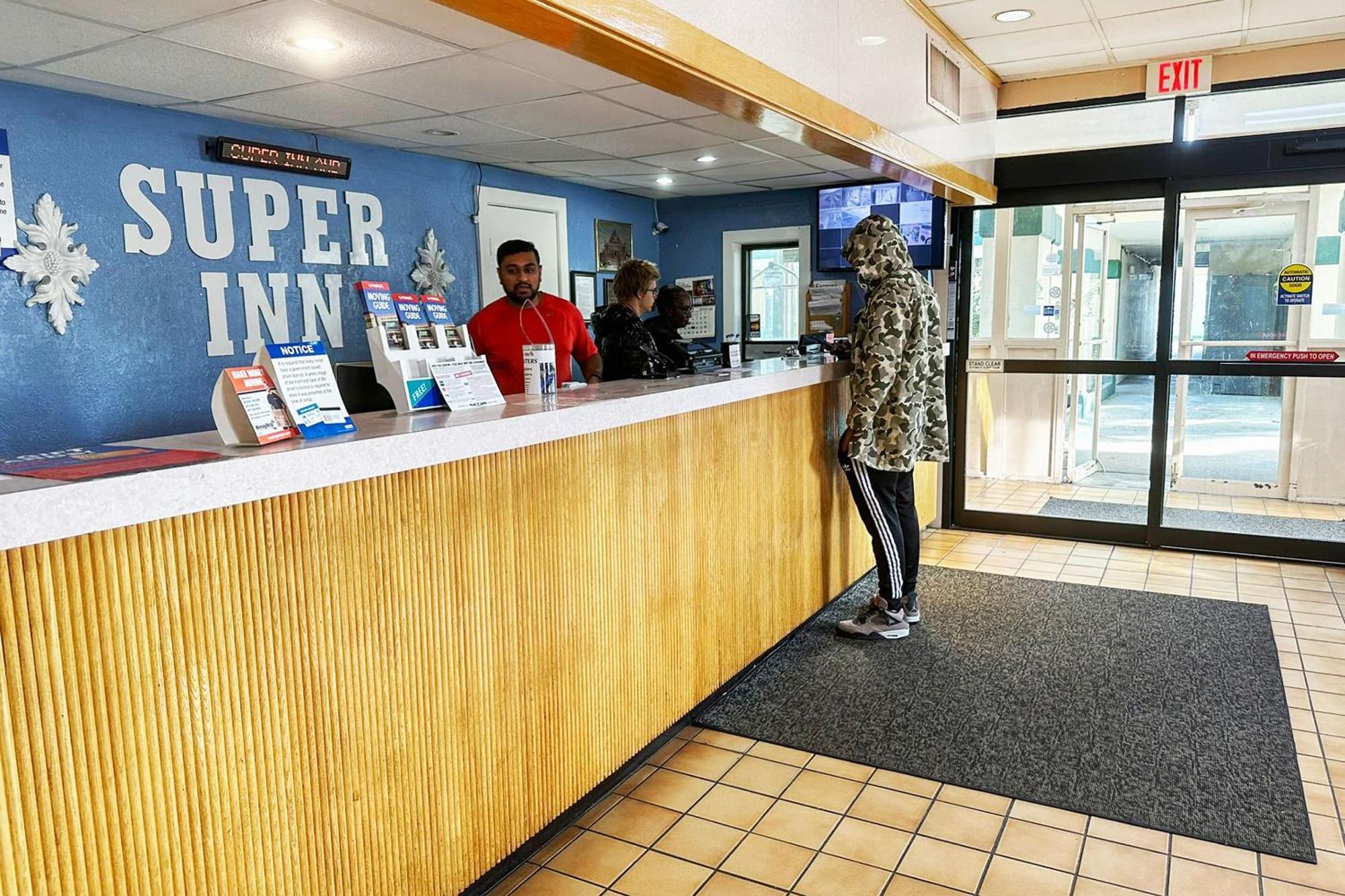 Super Inn & Suites By Oyo Milledgeville Buitenkant foto